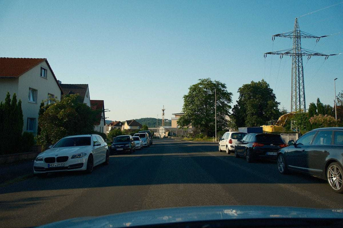 Enkla steg för att serva din bil själv och undvika kostsamma misstag