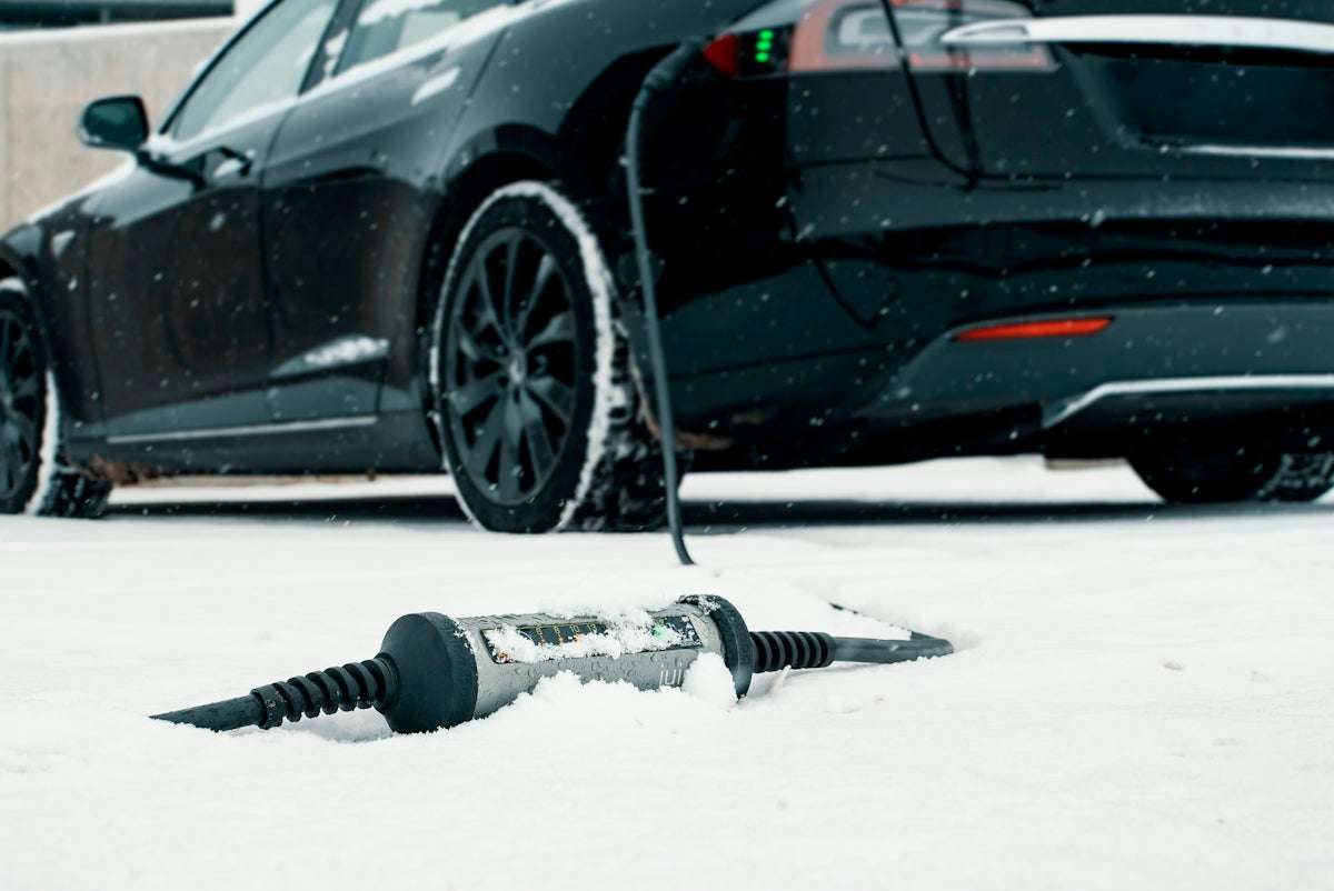 Så ansluter du din Tesla 2026–2026 med OBD2-adapterkabel för bättre fordonsdiagnostik