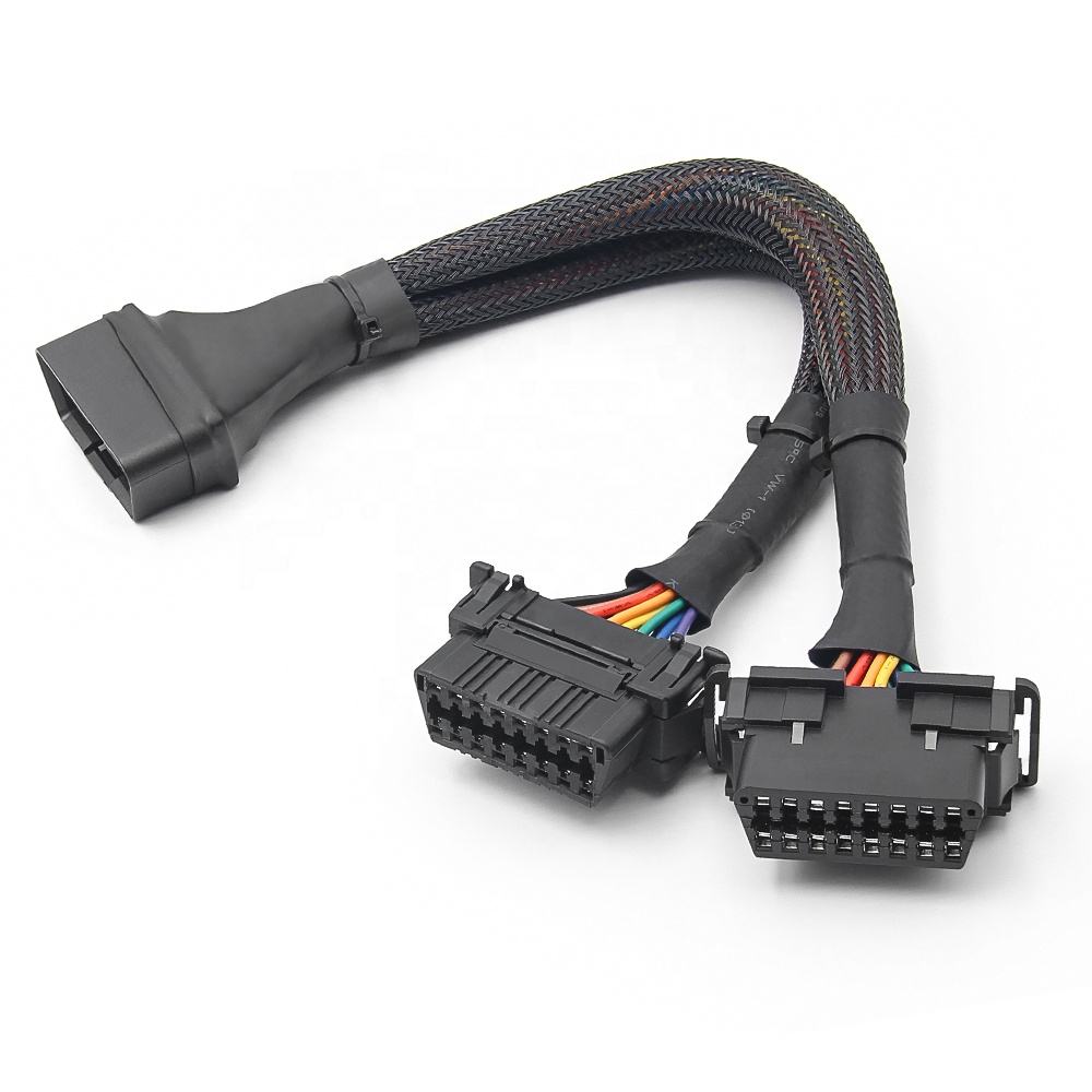 30cm OBD2 Elbow Extensionkabel med 1 hane till 2 honor