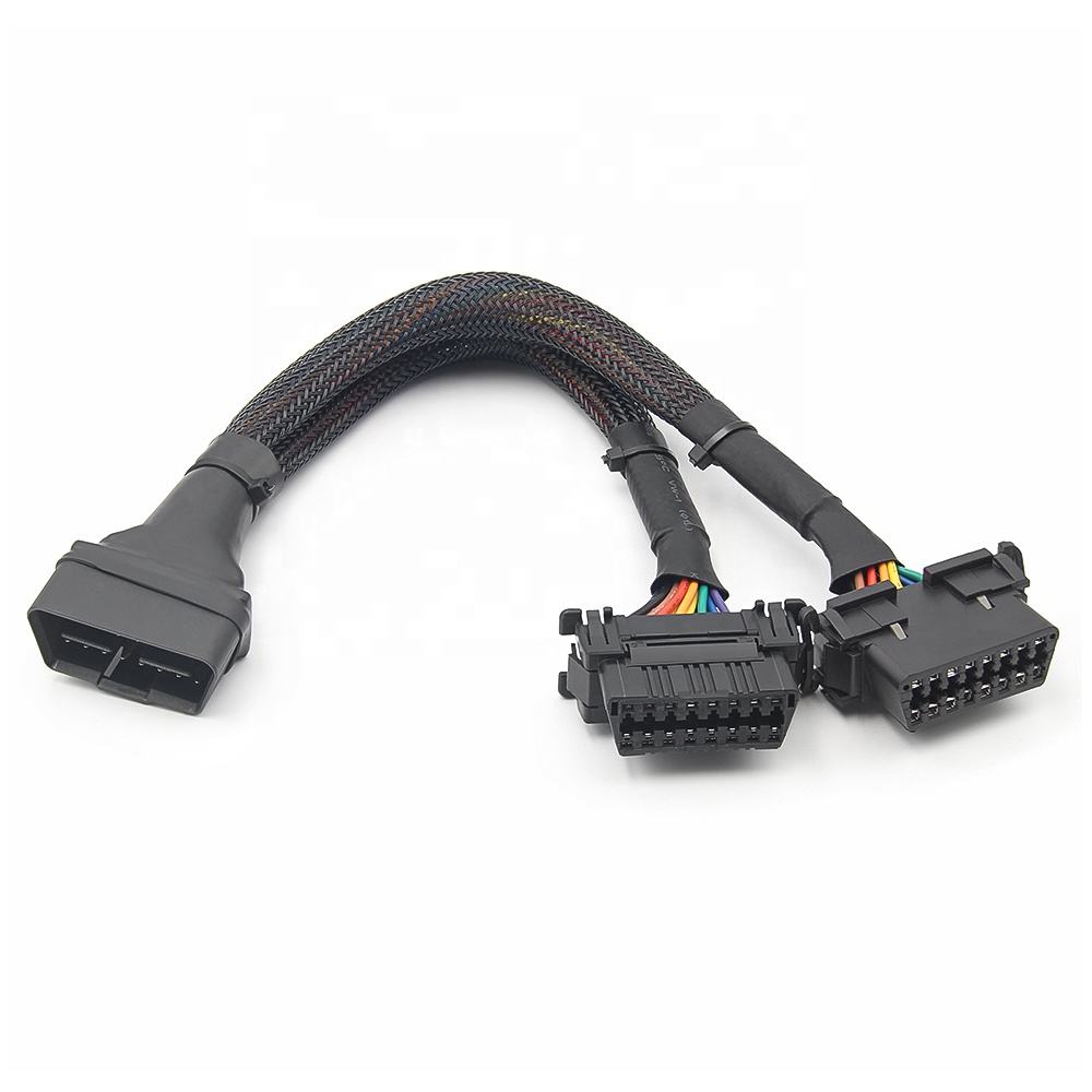 30cm OBD2 Elbow Extensionkabel med 1 hane till 2 honor